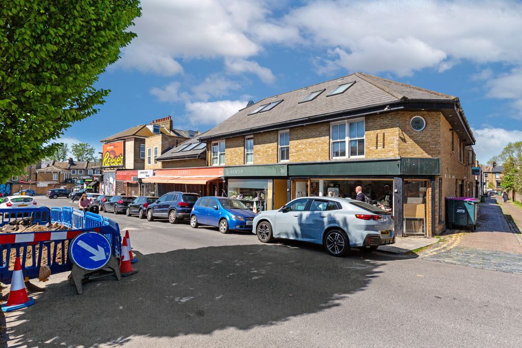 Property photo 1 of 41 5-7 Harefield Road And 16 - 18 Harefield Mews Brockley London Se4 1Lw