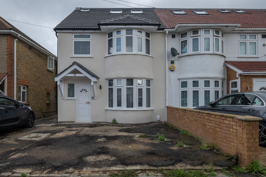 Property photo 2 of 55