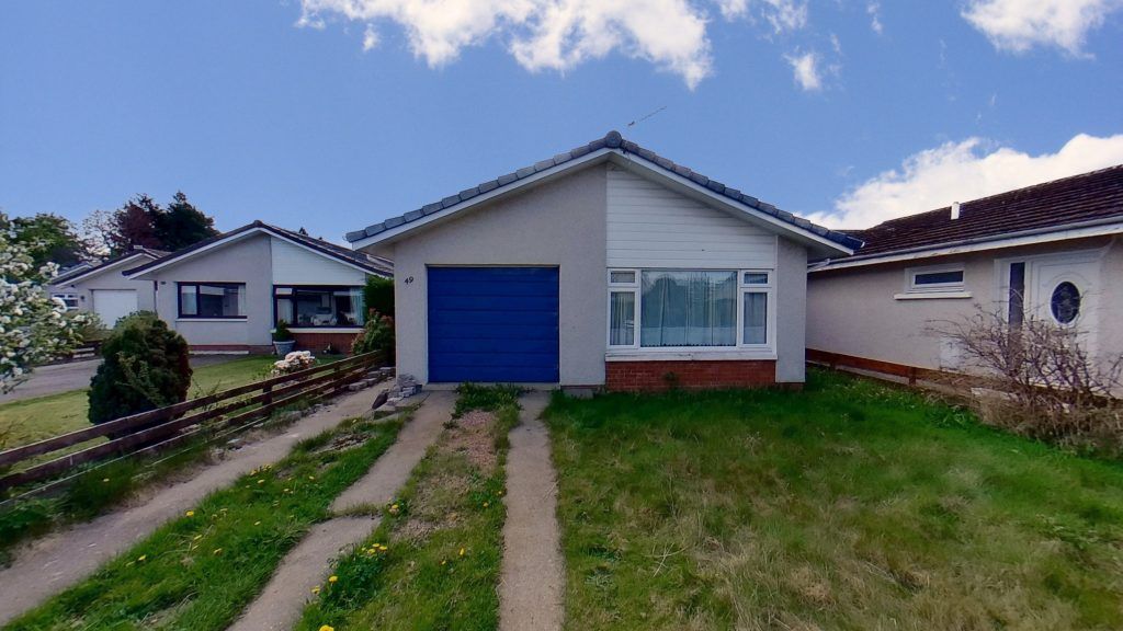 Property photo 1 of 11