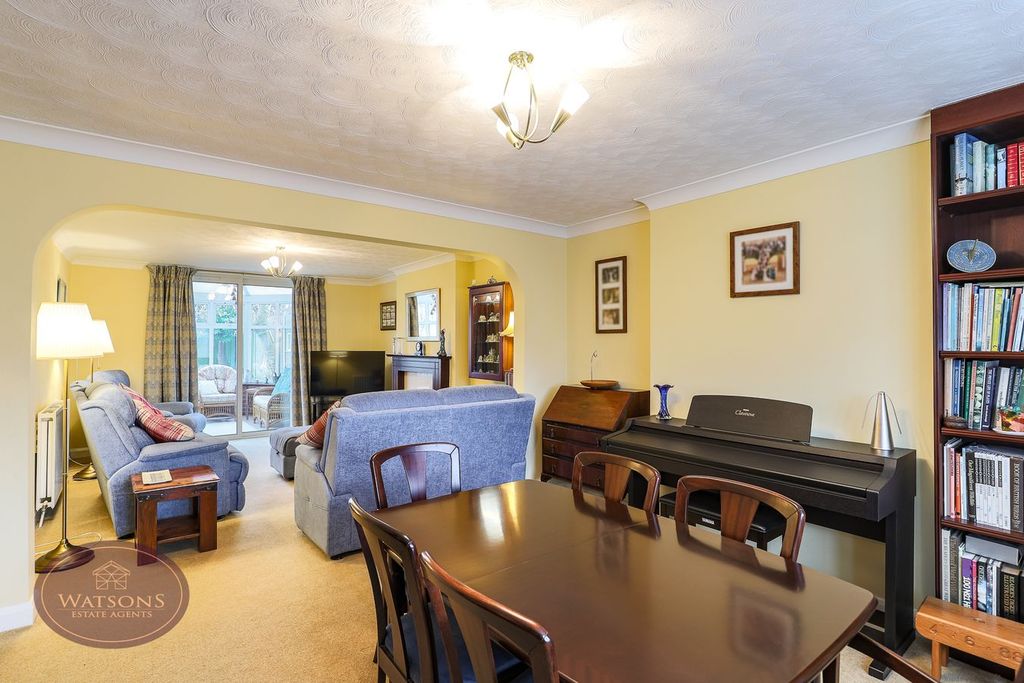 Property photo 3 of 36