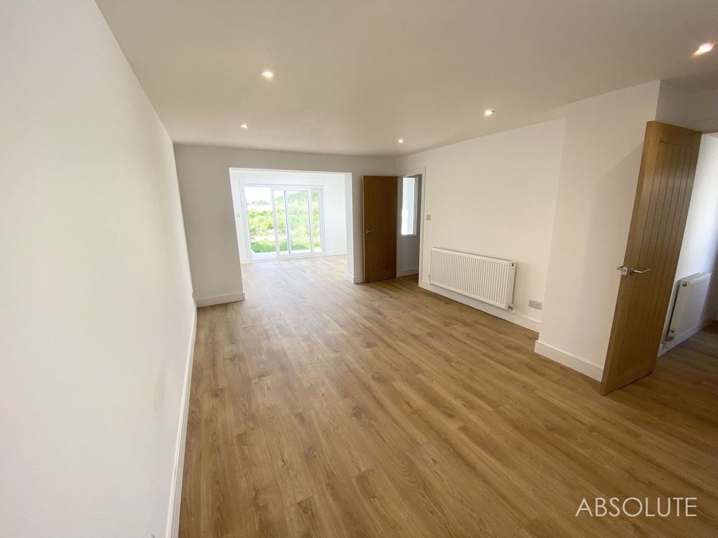 Property photo 3 of 14 Open Plan Living