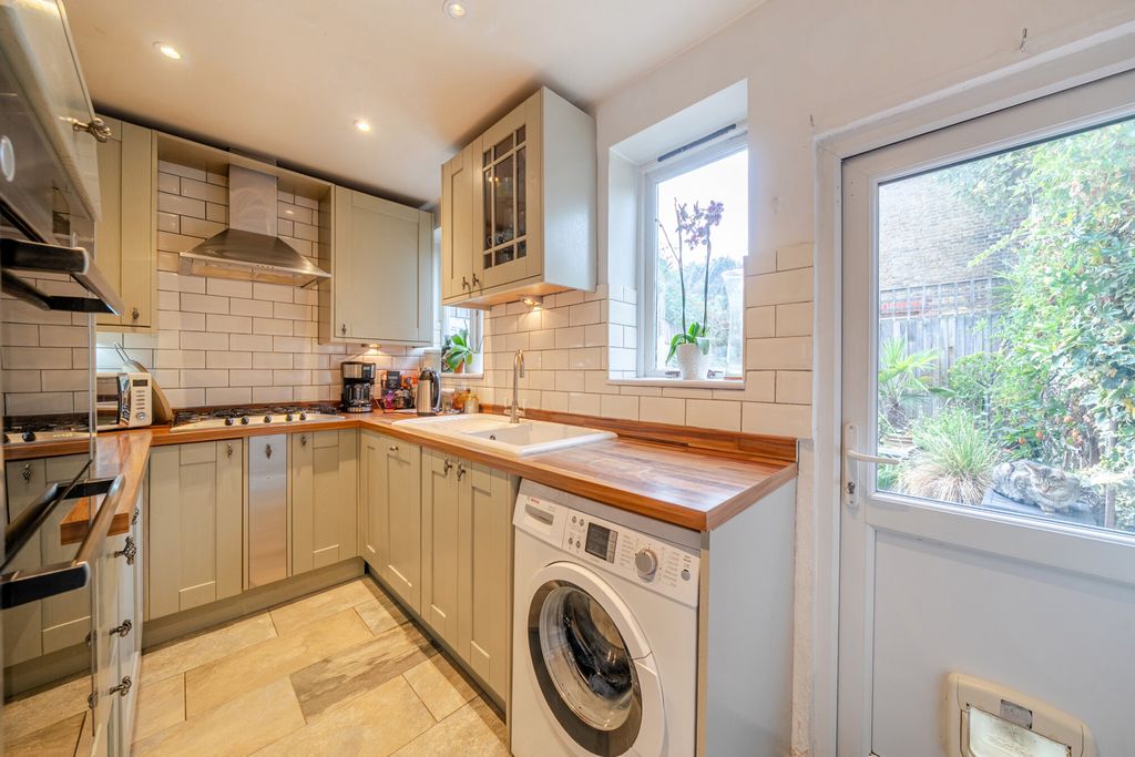 Property photo 3 of 20 1530555-1-6Ad09Ca...