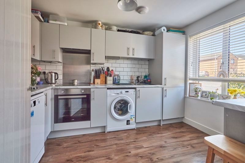 Property photo 2 of 16 Kitchen