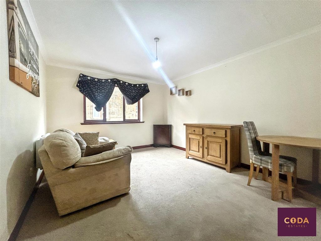 Property photo 2 of 9 Img_2942.Jpg