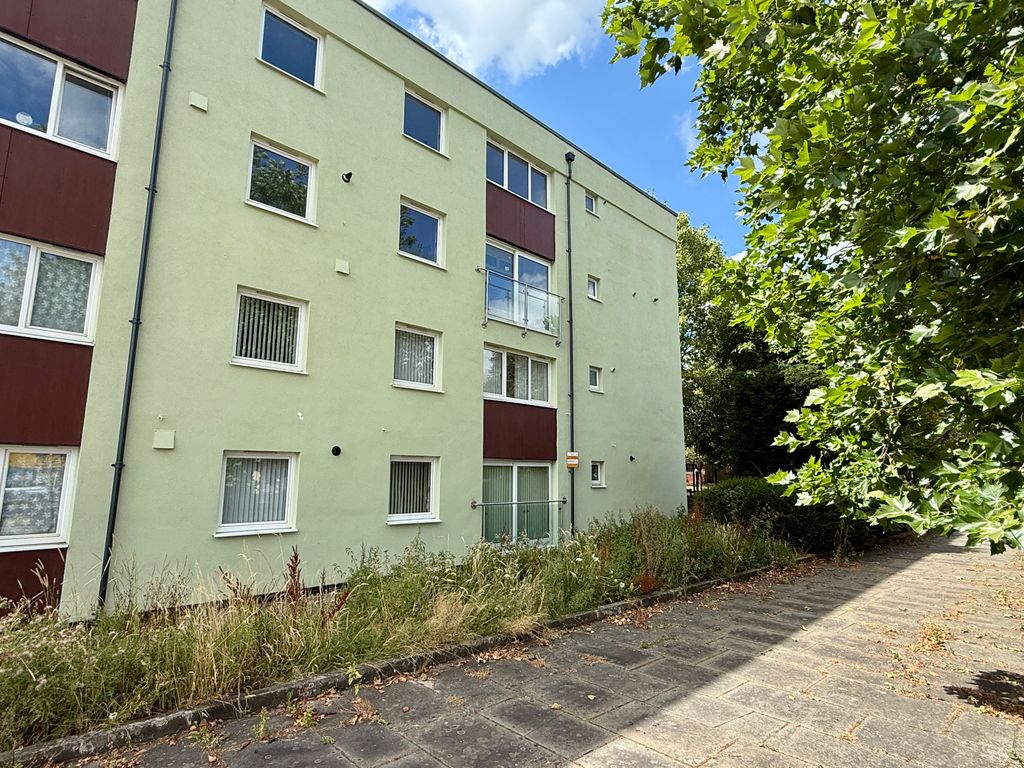 Property photo 1 of 11