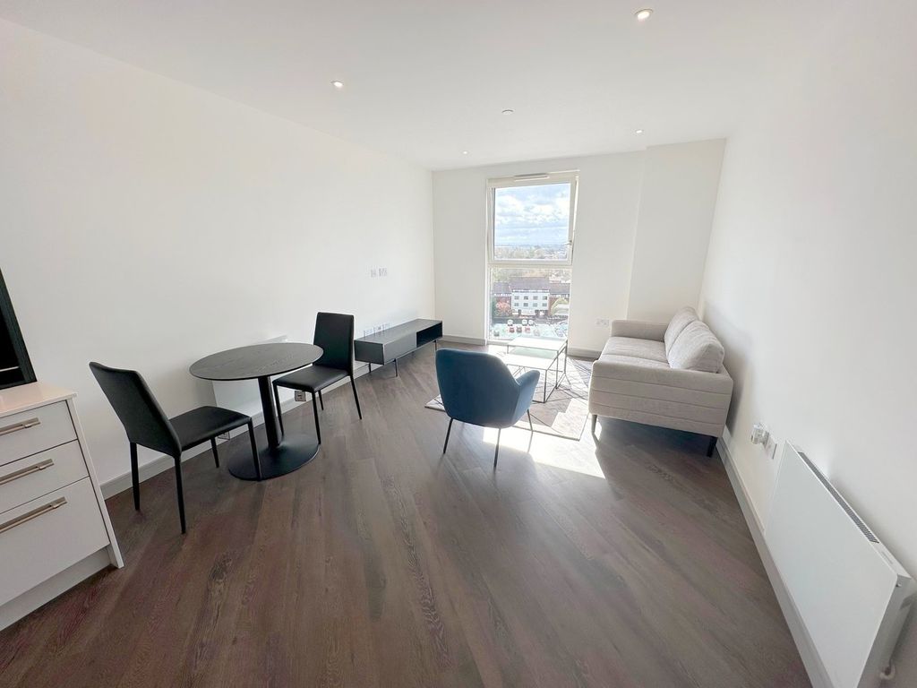 Property photo 2 of 13