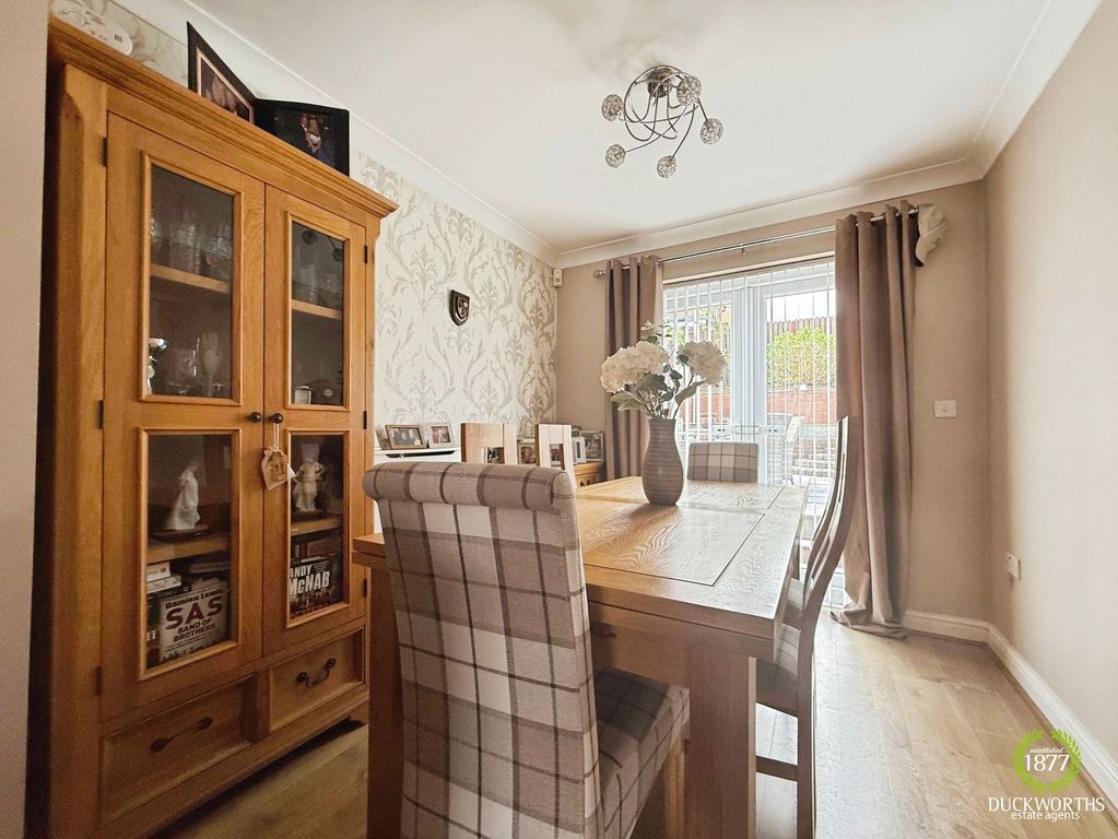 Property photo 3 of 23