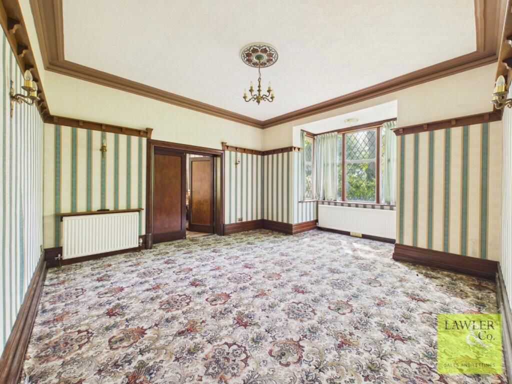 Property photo 3 of 21