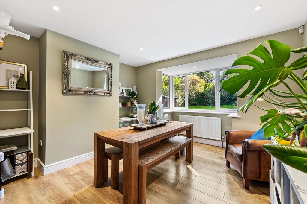 Additional image 7 of 5 bed detached house for saleSaxbys Lane, Lingfield RH7