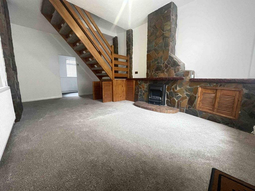 Property photo 2 of 10 Gallery