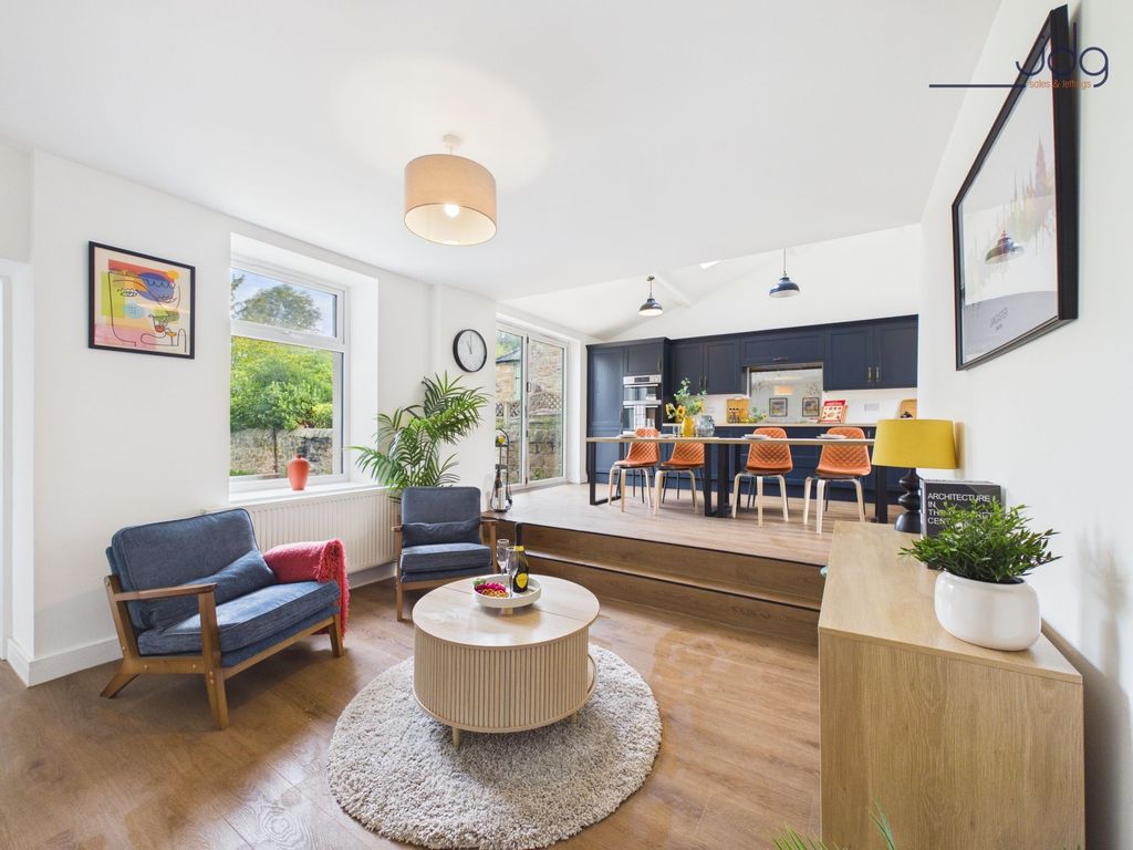 Property photo 2 of 22 Open Plan Living With Bi-Fold Doors