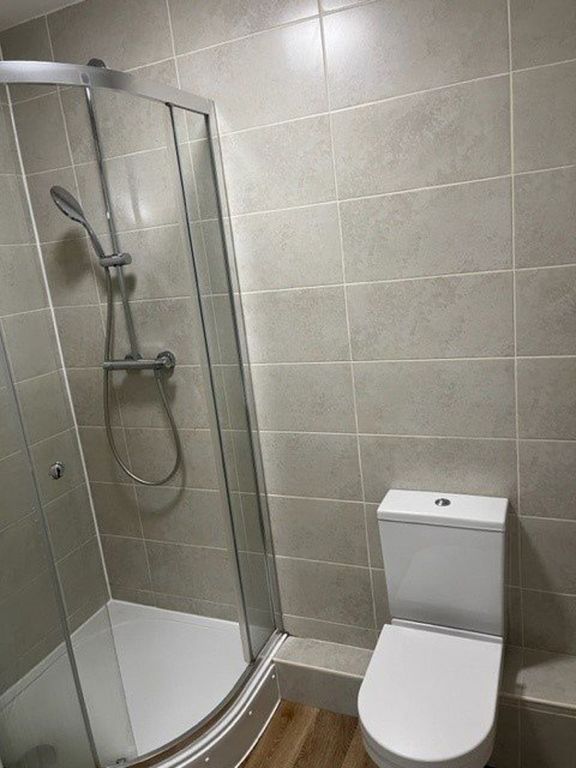 Property photo 2 of 3