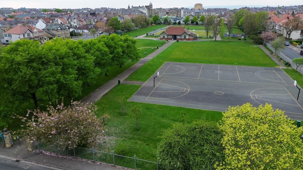 Property photo 2 of 14 View Over Regent Park