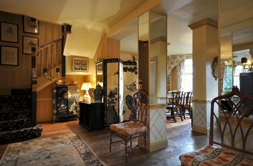 Property photo 1 of 7