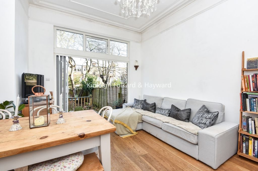 Property photo 1 of 6 858F6Ef4-Bec2-4041-A
