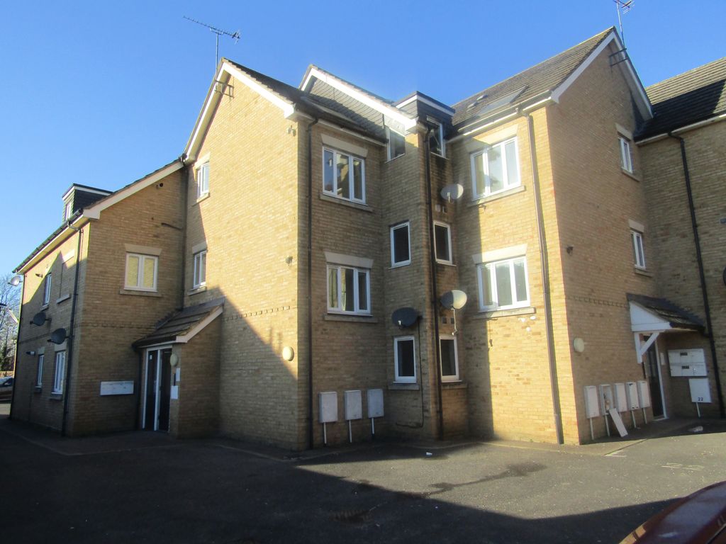 Property photo 1 of 12 2 Bed Flat For Sale