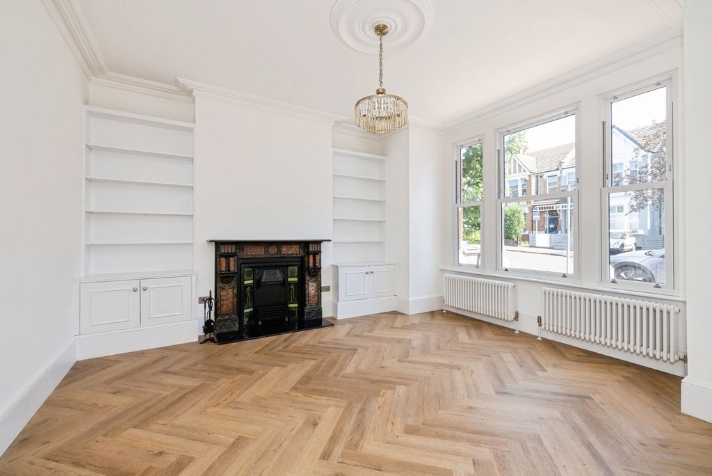 Property photo 2 of 17 Reception Room