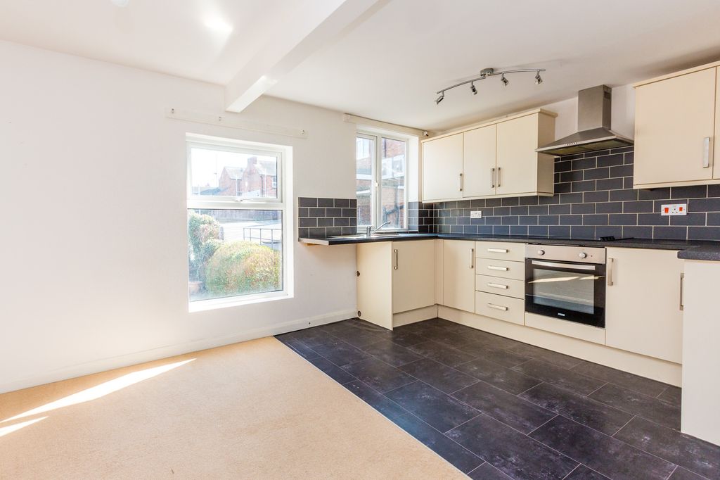 Property photo 1 of 12 Kitchen