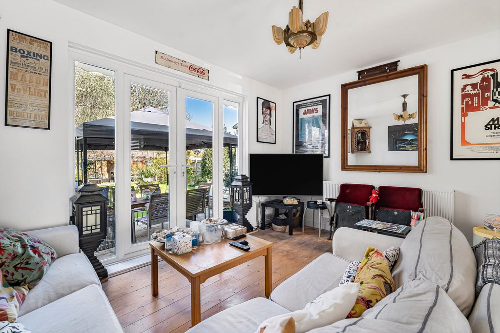 Property photo 2 of 15 Reception Room