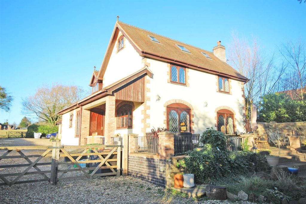 Property photo 1 of 31 Img_2420[1].Jpg