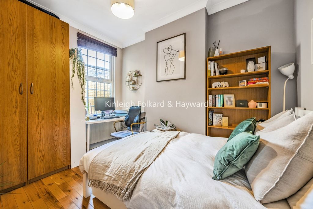 Property photo 3 of 14 7Cbfad74-278d-475E-B
