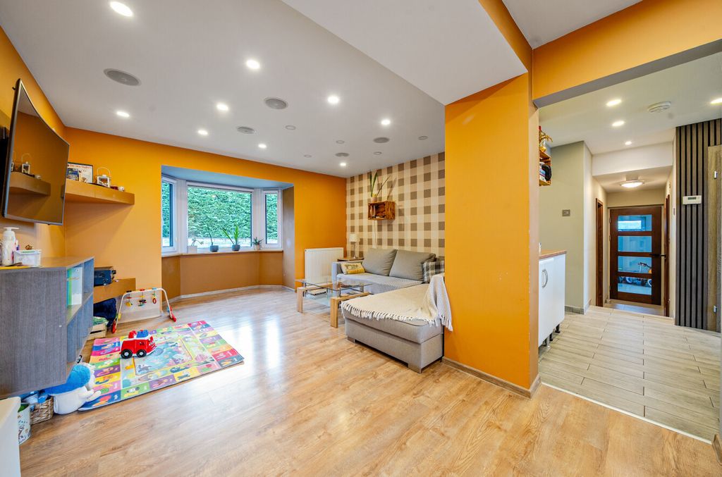 Property photo 3 of 24 1442446-5-69Dfab9...