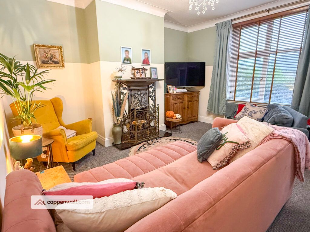 Property photo 2 of 17