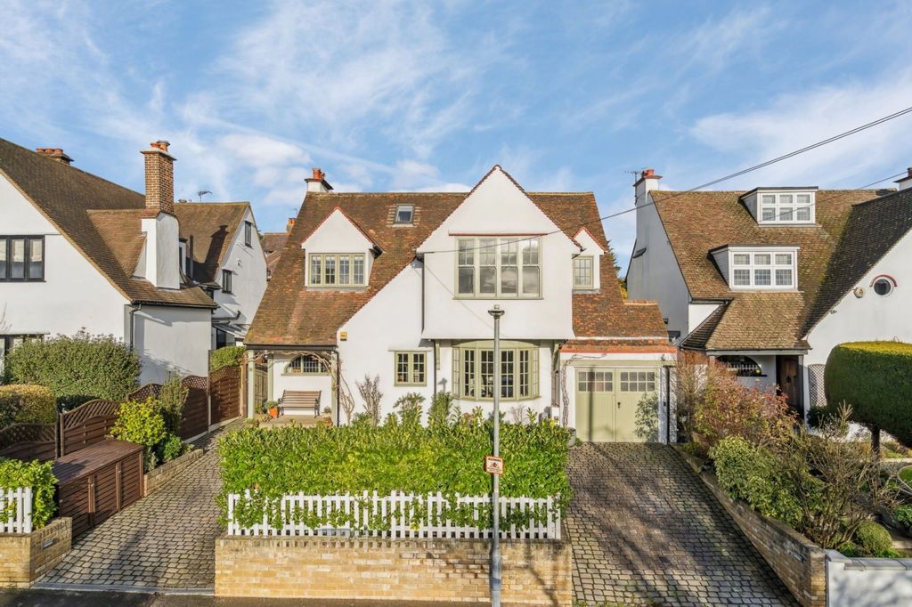 Property photo 1 of 22