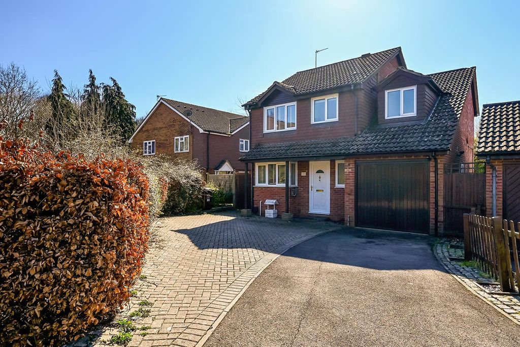 Property photo 1 of 18 Front