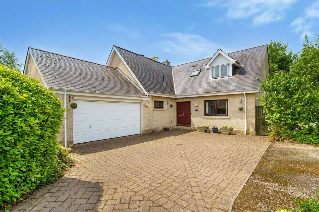 Property photo 2 of 40 External