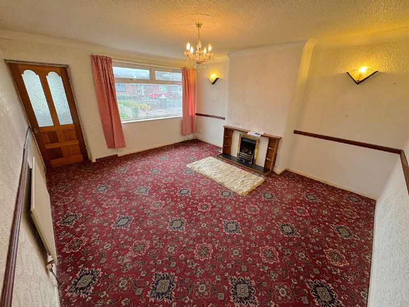 Property photo 2 of 25 Lounge