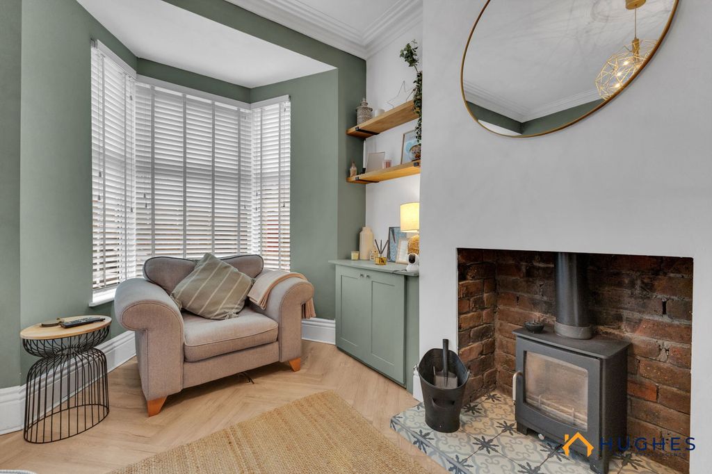 Property photo 3 of 22