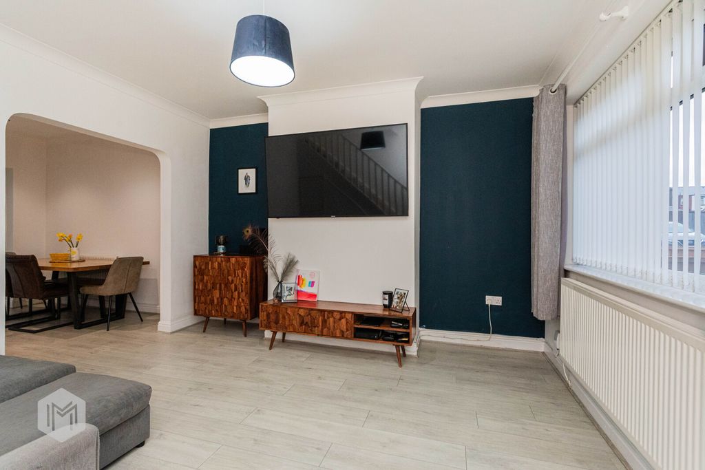 Property photo 2 of 22 Picture No. 07