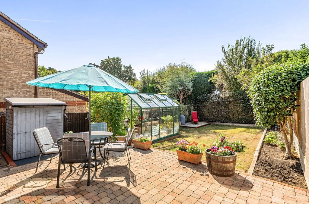 Property photo 2 of 19