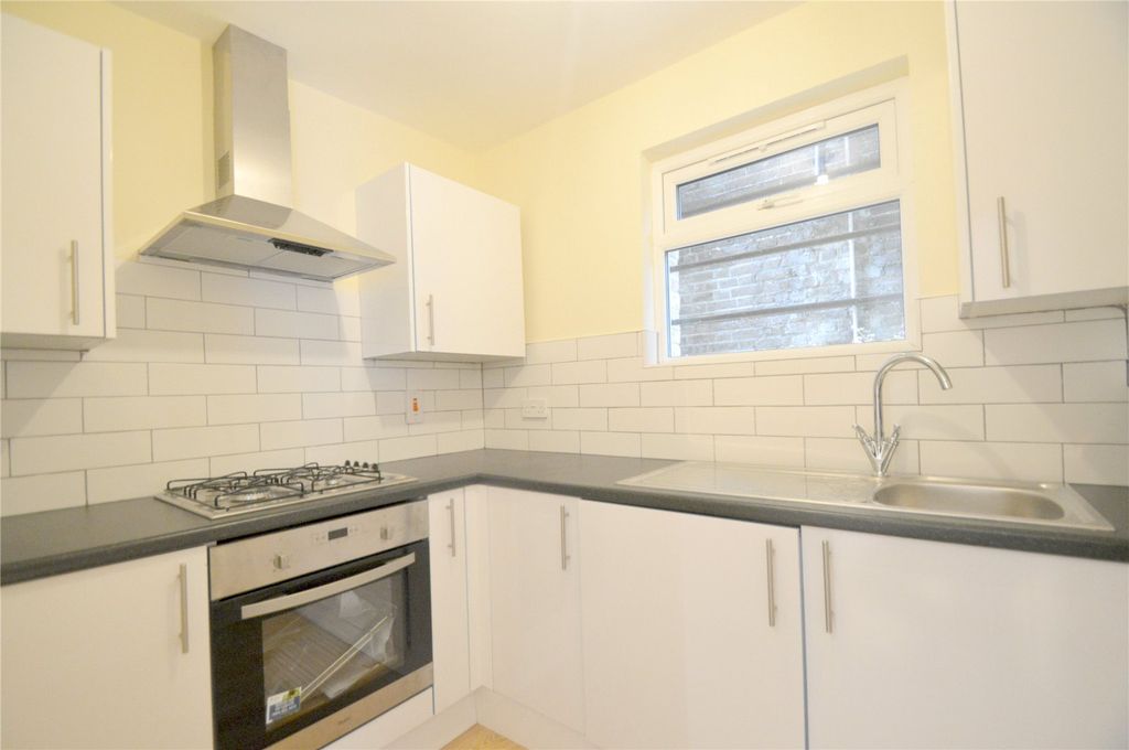 Property photo 2 of 8 Picture No. 03