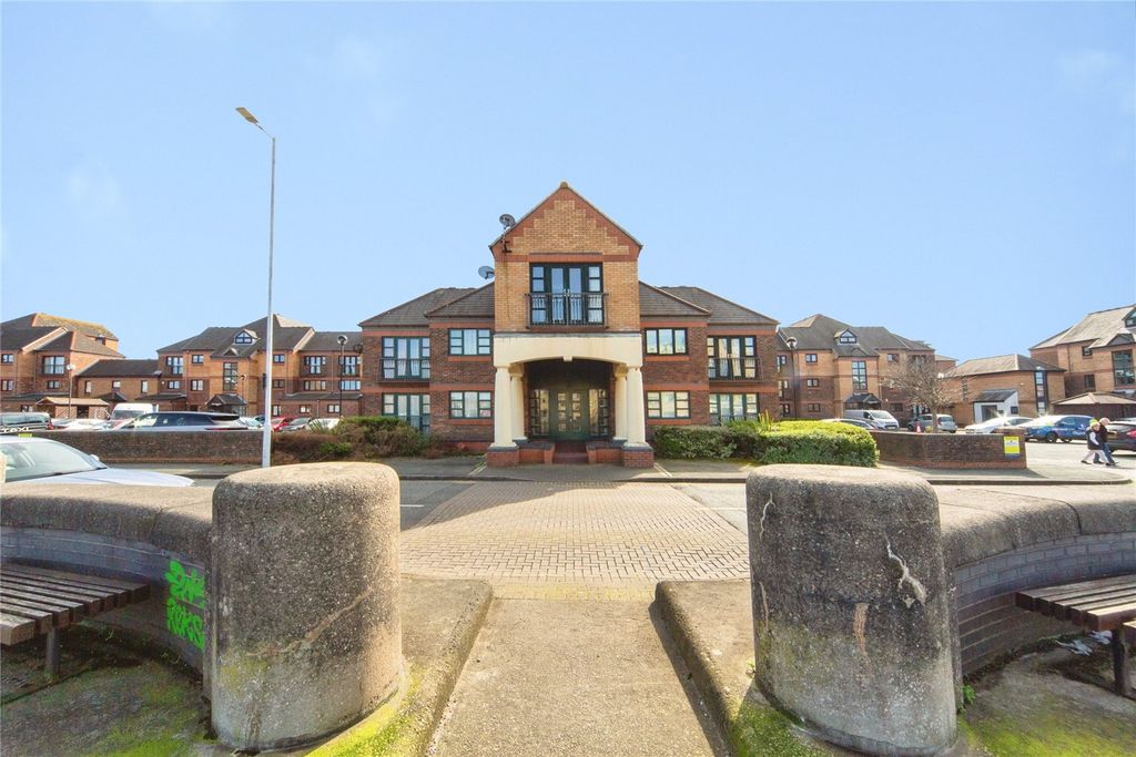 Property photo 3 of 25 Picture No. 24