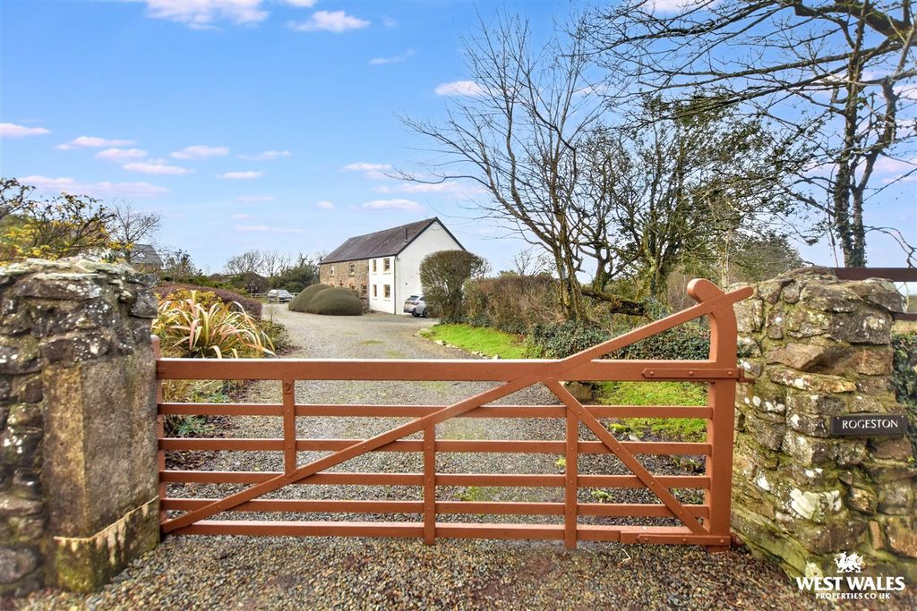 Property photo 1 of 25 23 (15).Jpg