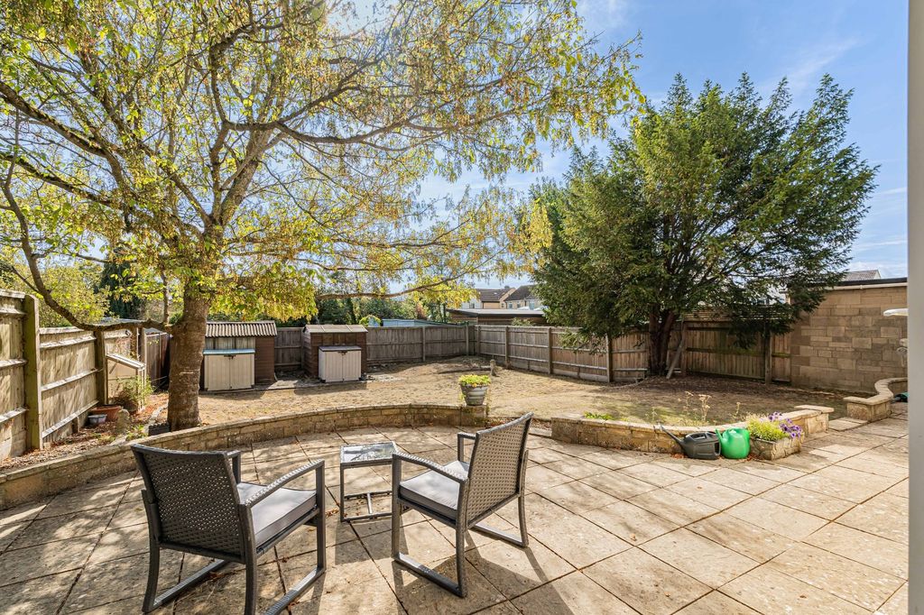 Property photo 2 of 18 Picture No. 58