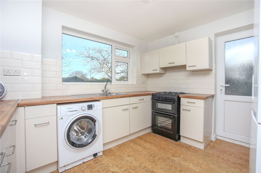 Property photo 3 of 24 Picture No. 28