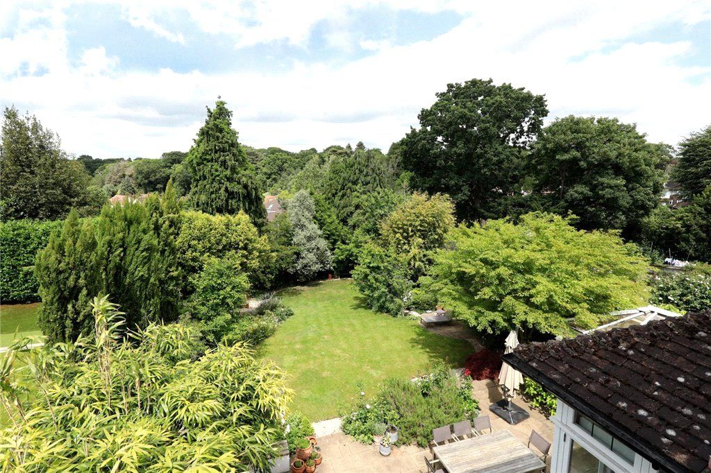 Property photo 3 of 16 Picture No. 20