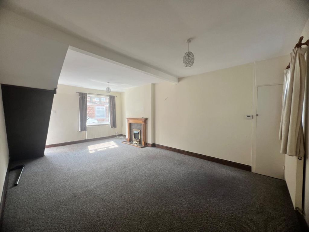 Property photo 3 of 8 Tempimagejxwkw8.Jpg