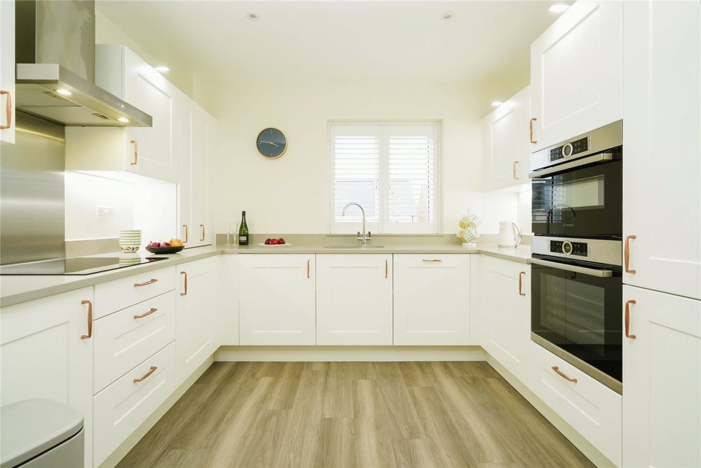 Property photo 2 of 13 Picture No. 02