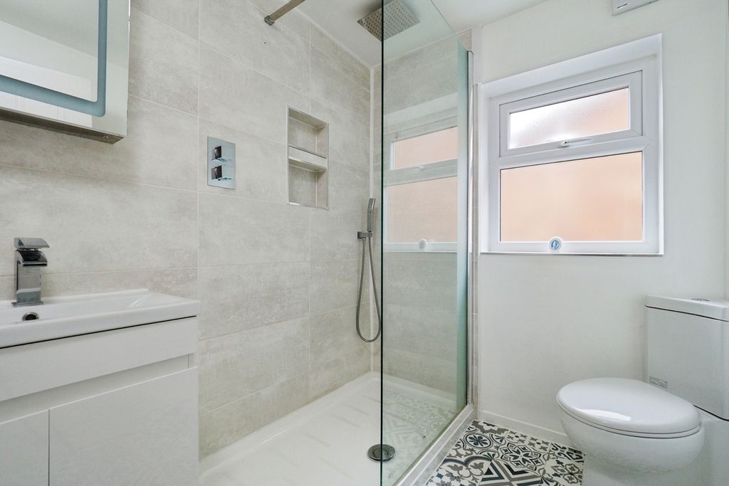 Property photo 3 of 12 Pbox-Img.Jpg