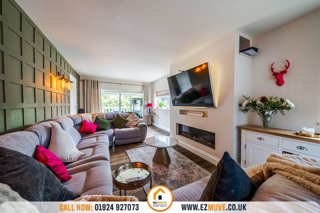 Additional image 9 of 5 bed detached house for saleHenley Avenue, Dewsbury WF12