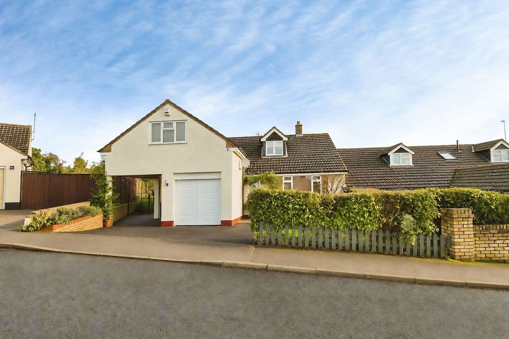 Property photo 1 of 19