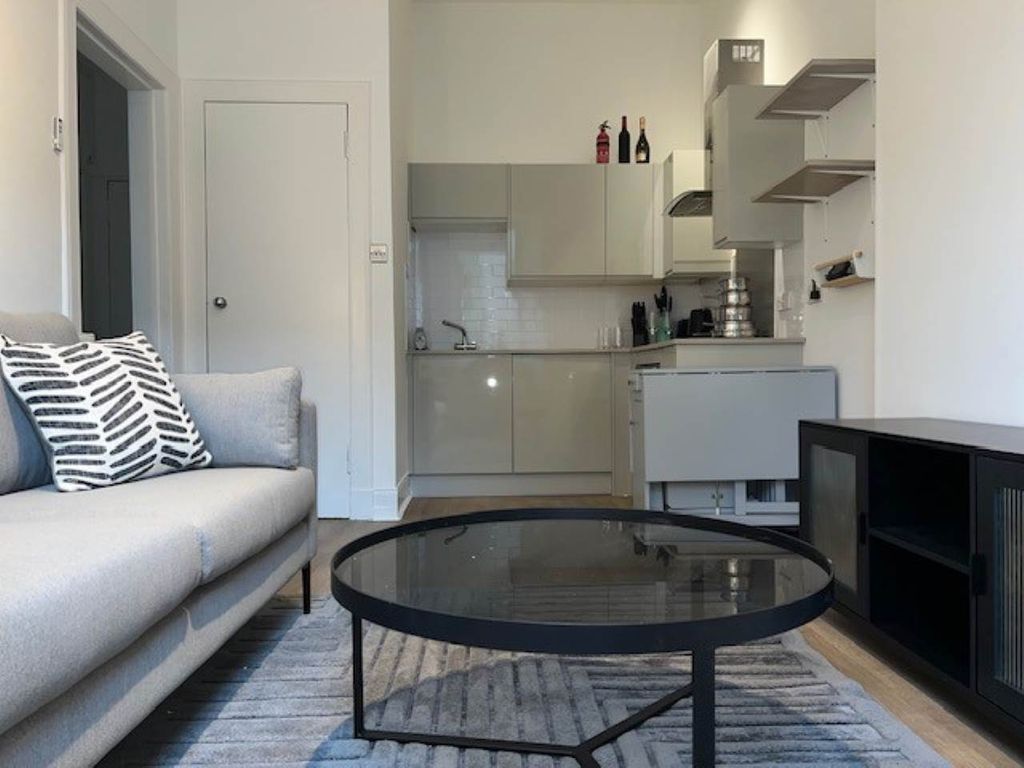 Property photo 3 of 10 Kit01