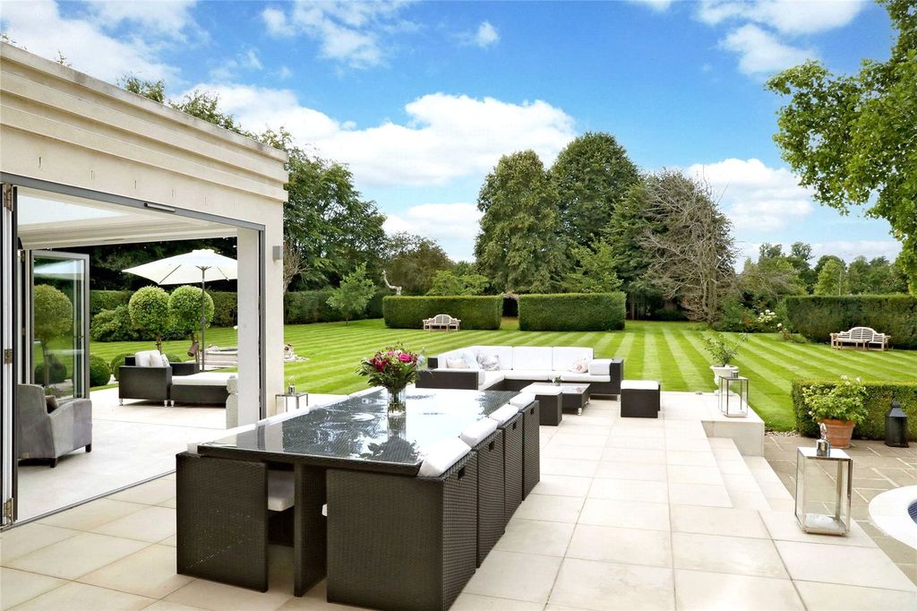 Additional image 15 of 7 bed detached house for saleHall Place Lane, Burchetts Green, Maidenhead, Berkshire SL6