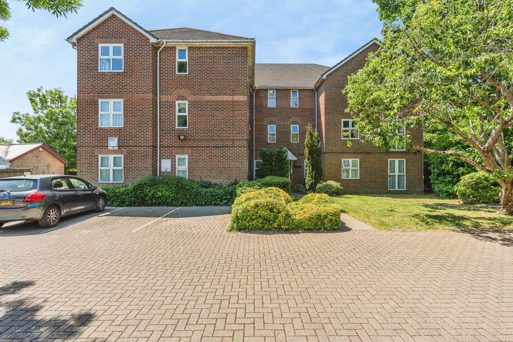 Property photo 3 of 14 Pbox-Img.Jpg