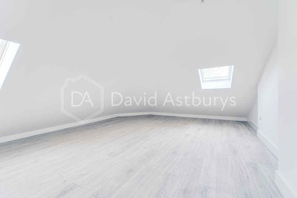 Property photo 1 of 11 Ndb03104_Enfused