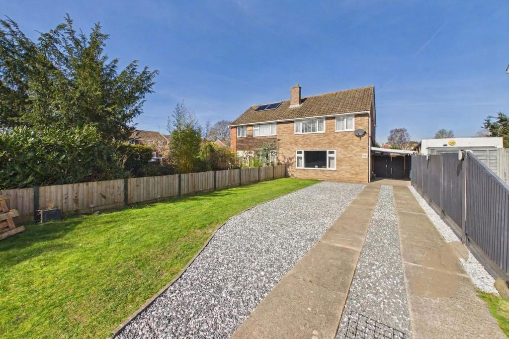 Property photo 1 of 16 Front